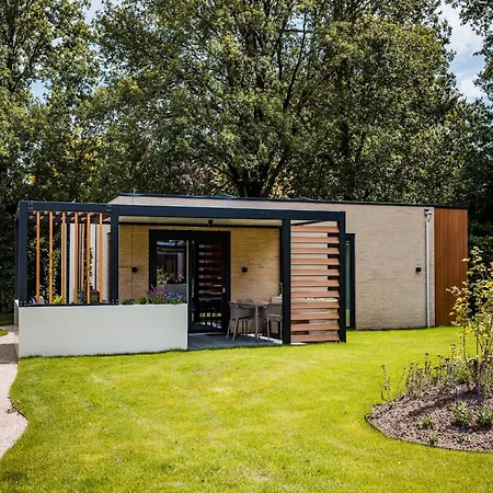 Hébergement de vacances In Veluwe Near Nature Park, Cleaning Included *